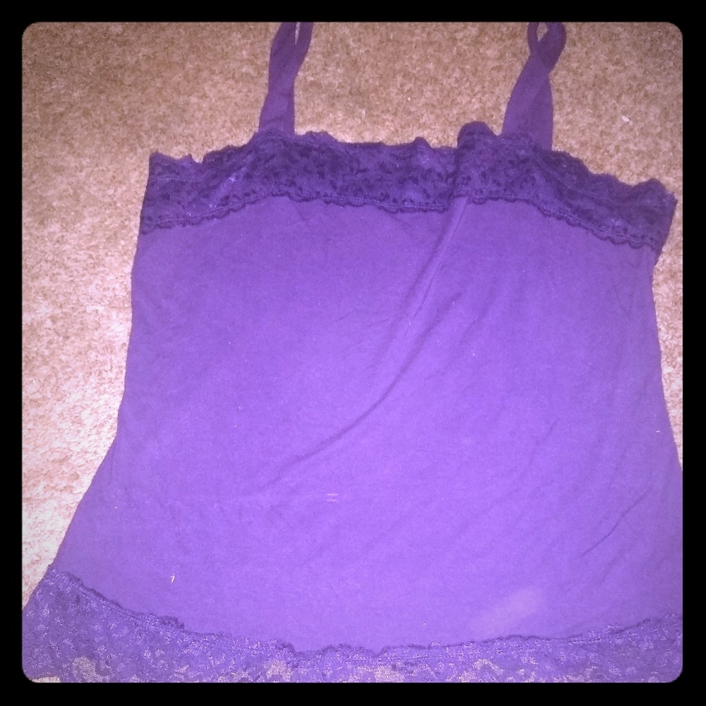Hillard & Hanson lace trim camisole